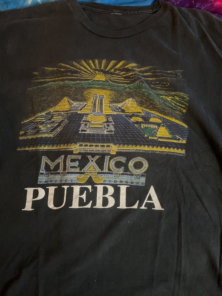 Vintage Single Stitch Mexico Puebla Graphic T-Shirt