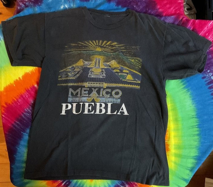 Vintage Single Stitch Mexico Puebla Graphic T-Shirt