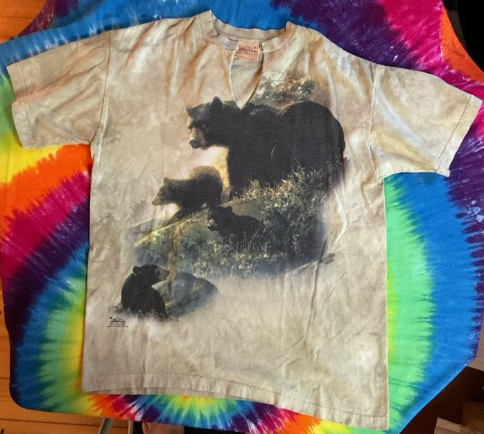 The Mountain Nancy Glazer 2002 Bear Family Graphic T-Shirt