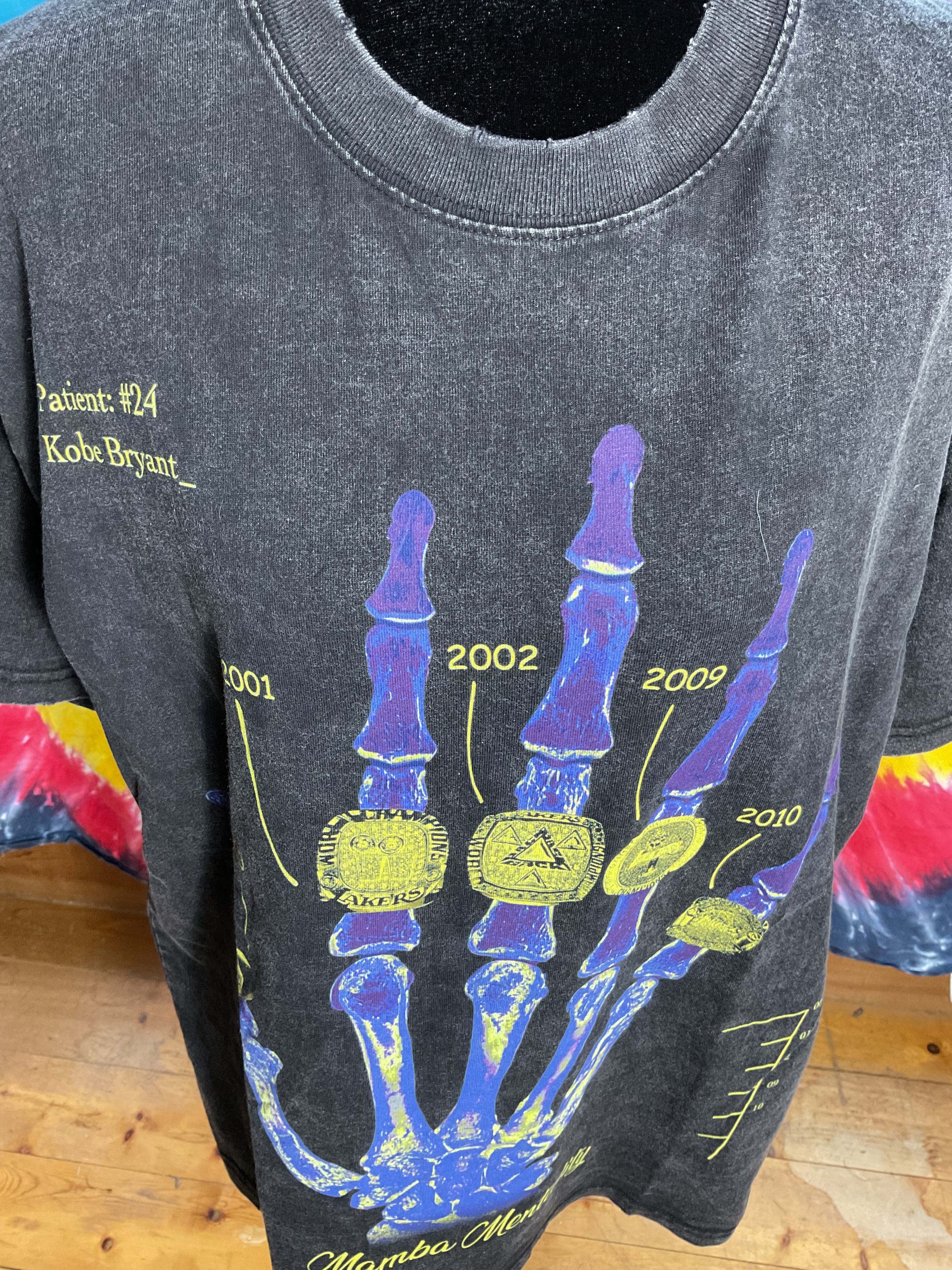 Kobe Bryant Mamba Mentality Vintage Style Tee Medium