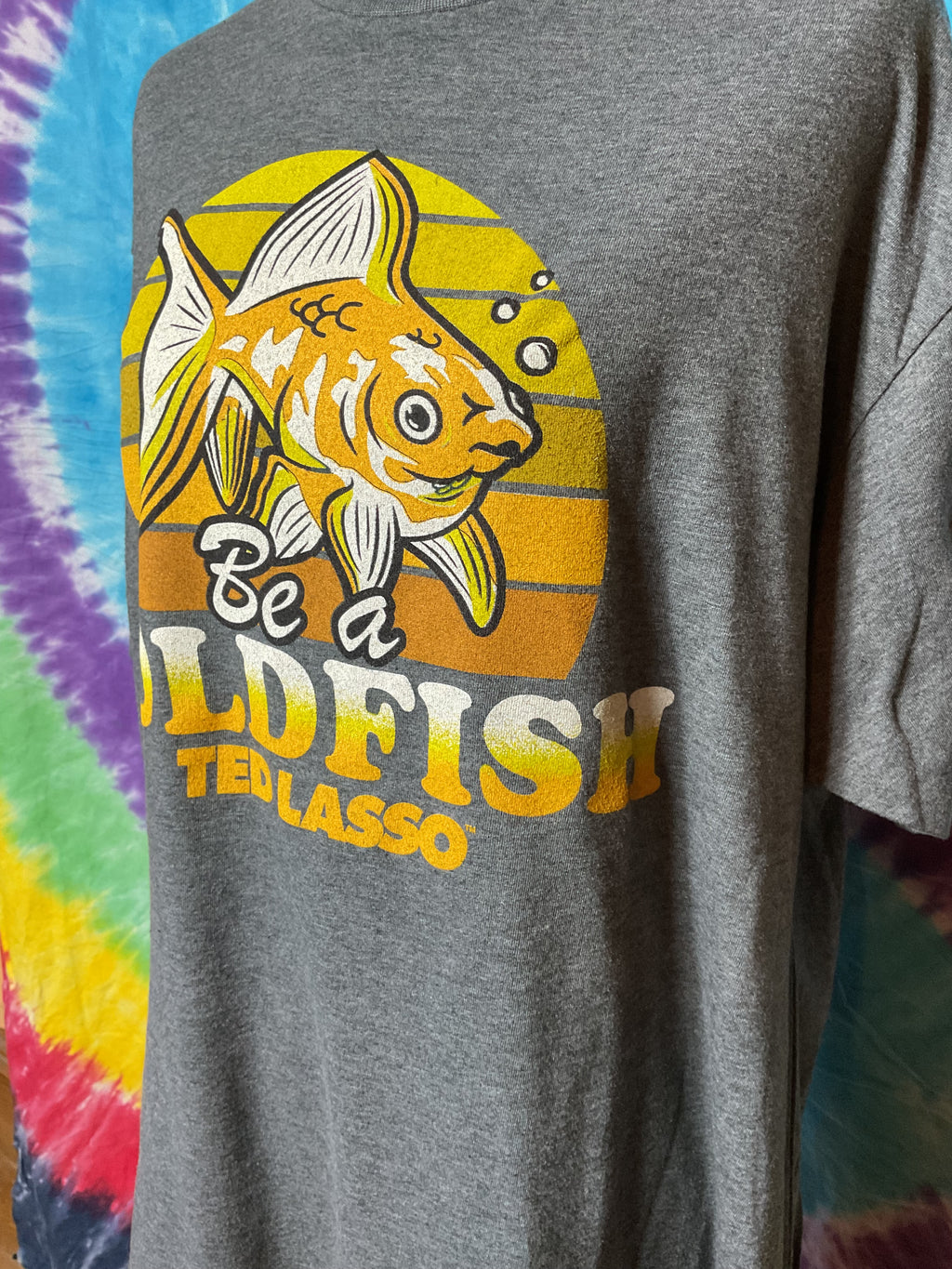 Ted Lasso Be A Goldfish Graphic Tee Shirt Gray XL