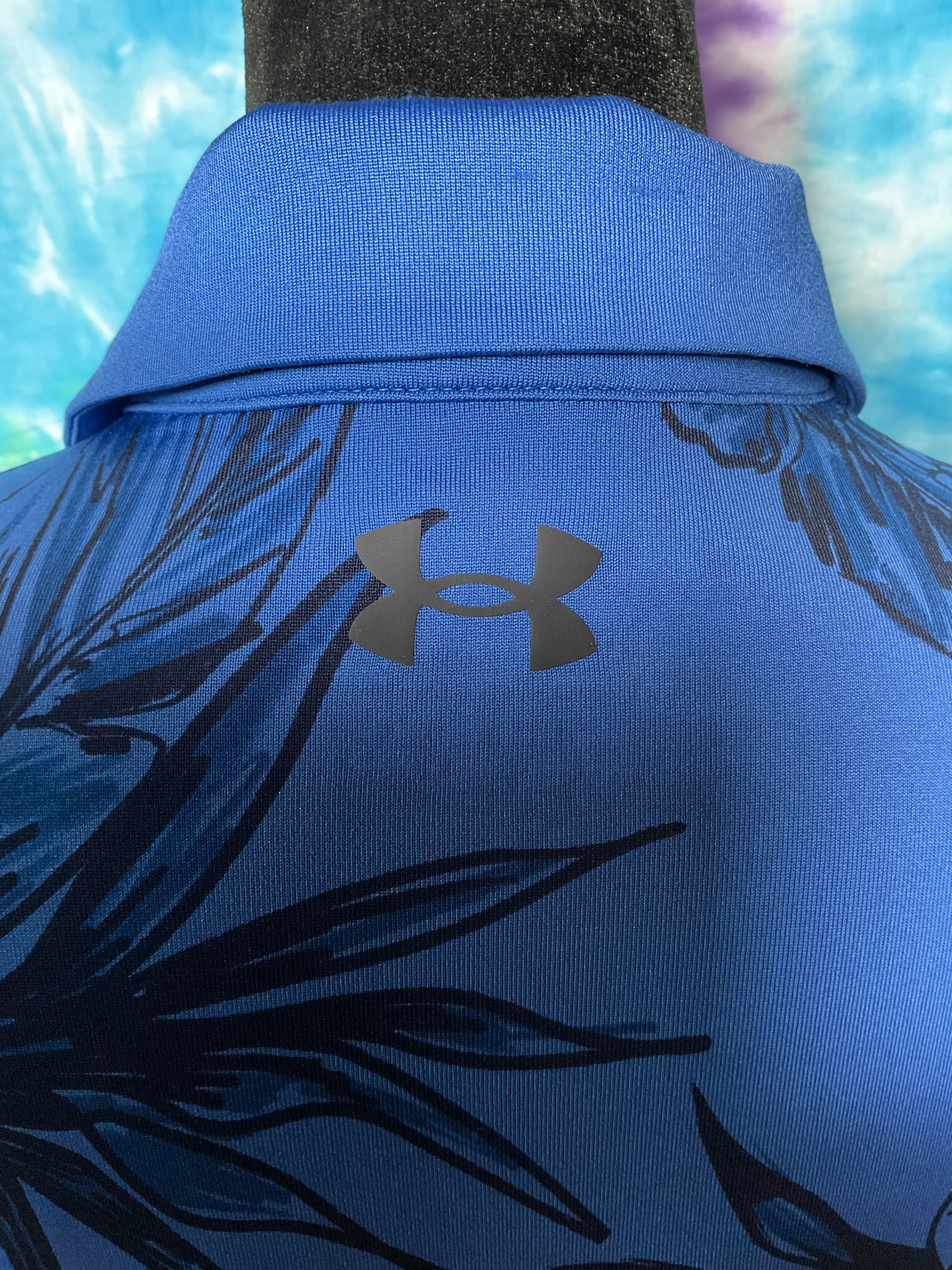 Under Armour Playoff Polo Mens Medium Blue Floral Hibiscus Golf