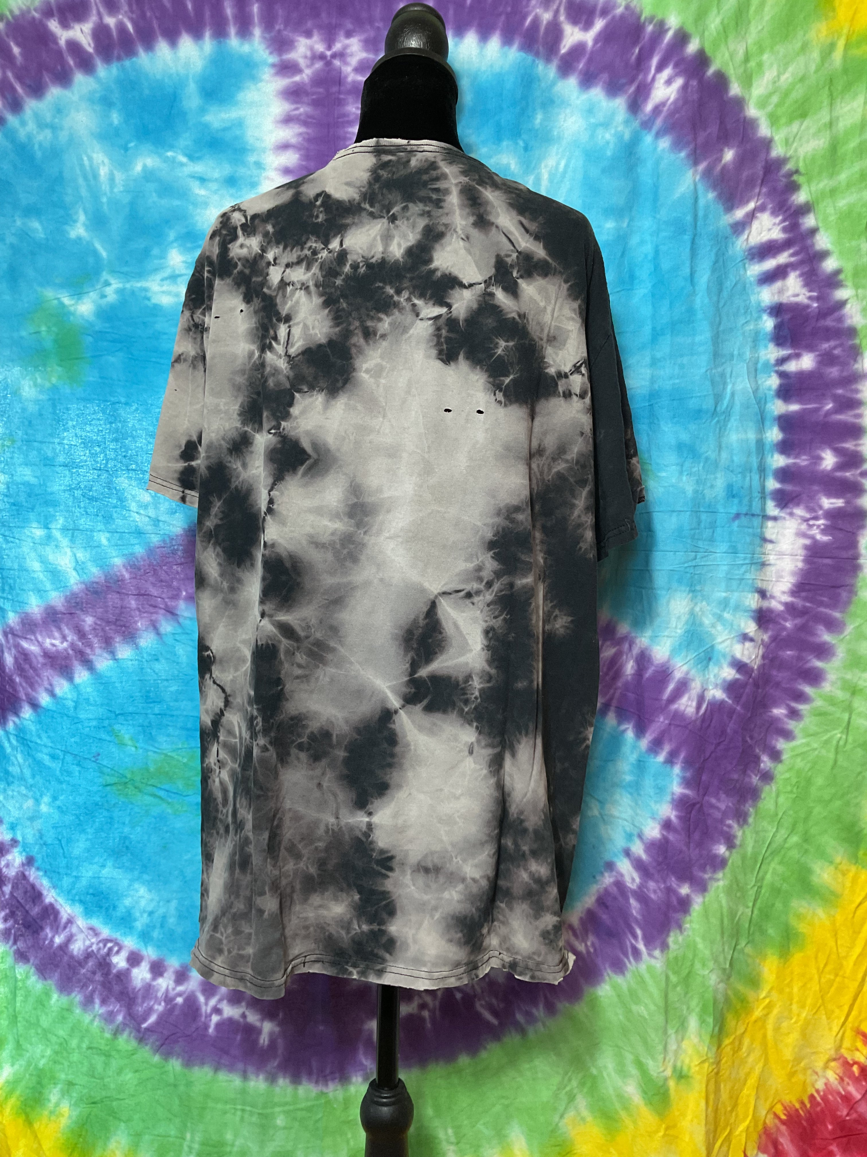 Chemistry Find Balance Tie Dye Skull T-Shirt Good Vibes XL