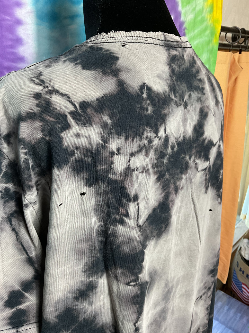 Chemistry Find Balance Tie Dye Skull T-Shirt Good Vibes XL