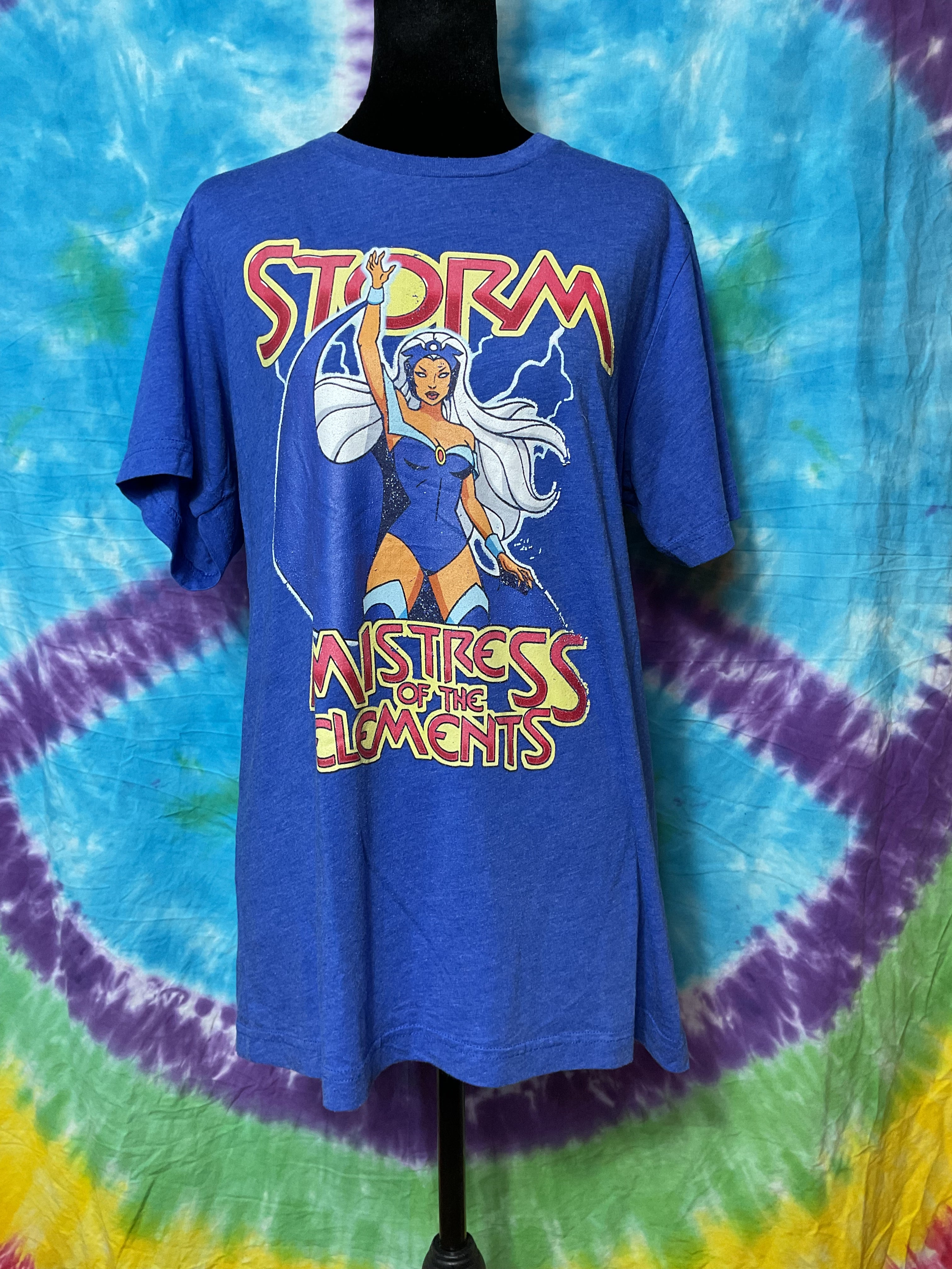Storm Mistress of the Elements Vintage Style T-Shirt L