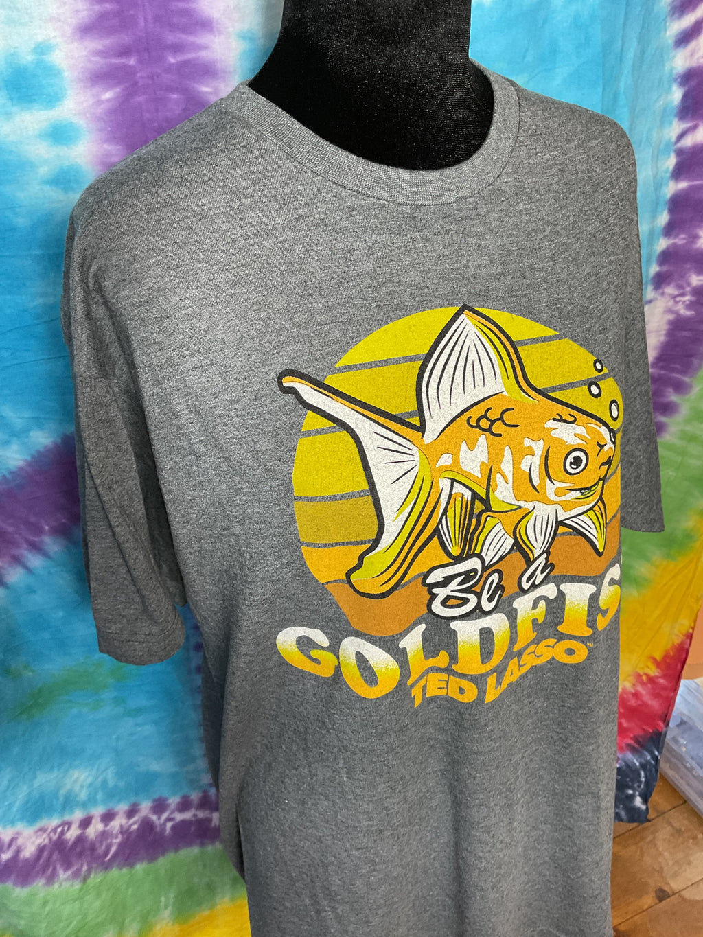 Ted Lasso Be A Goldfish Graphic Tee Shirt Gray XL