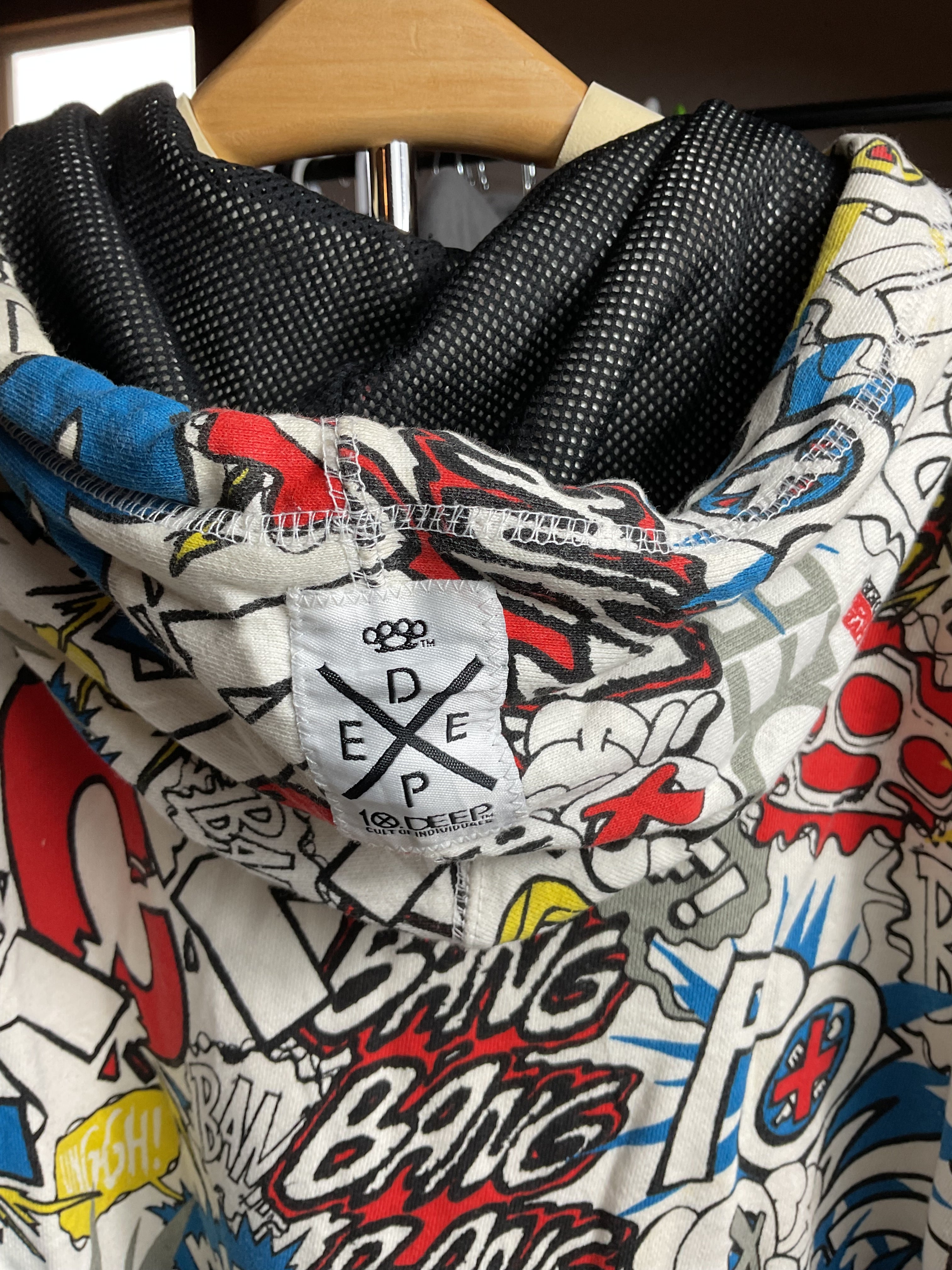 10.DEEP Comic Book Pop Art Full-Zip