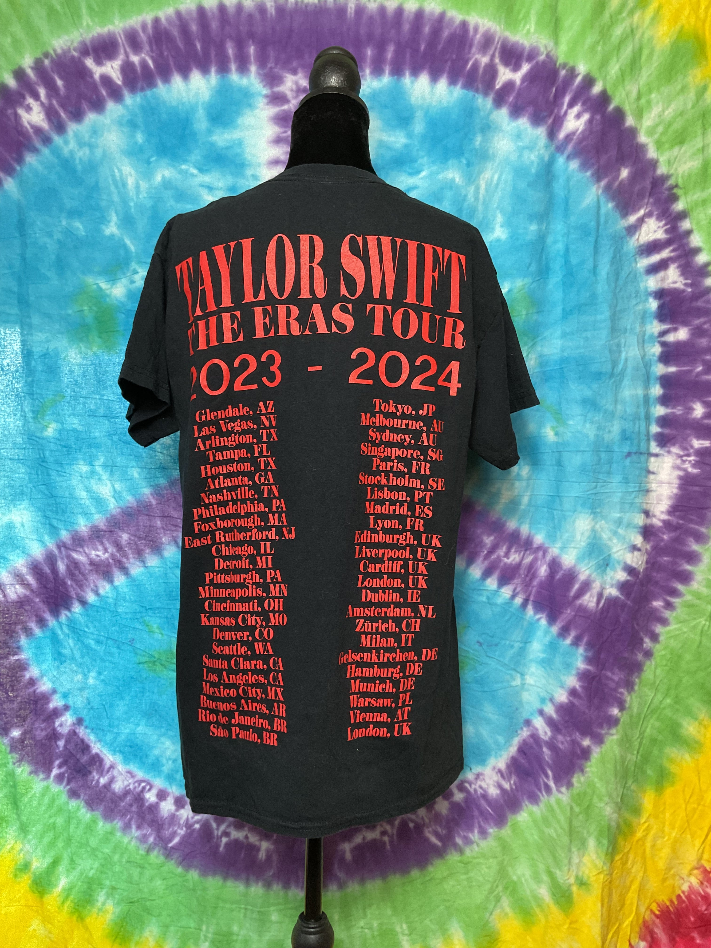 Taylor Swift Eras Tour 2023-24 T-Shirt Size M