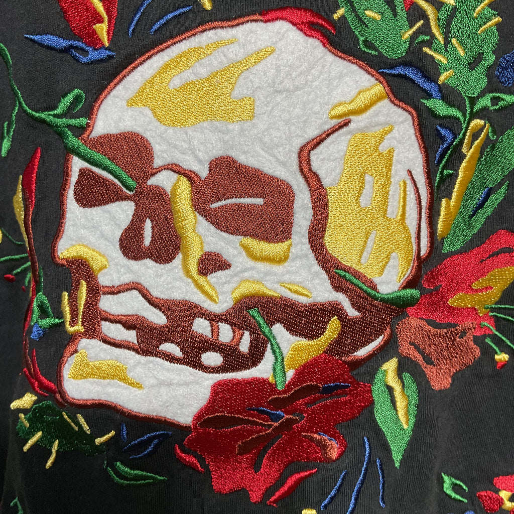 LRG Lifted Research Group Embroidered Skull Floral Shirt Black M