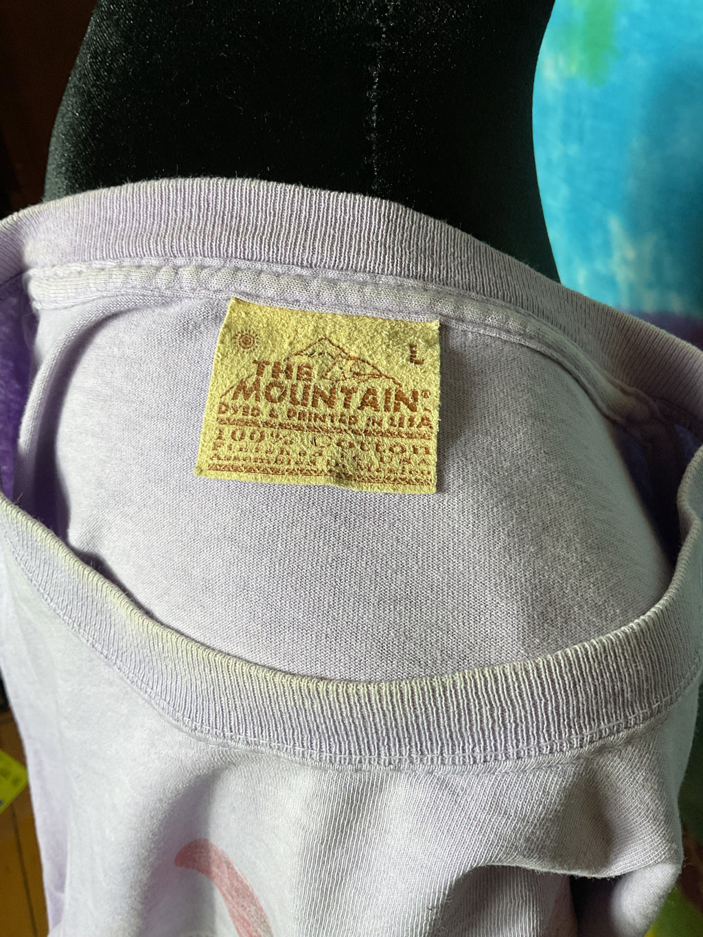 Vintage 2001 The Mountain Cowgirl T-Shirt Funny Humor Lilac L