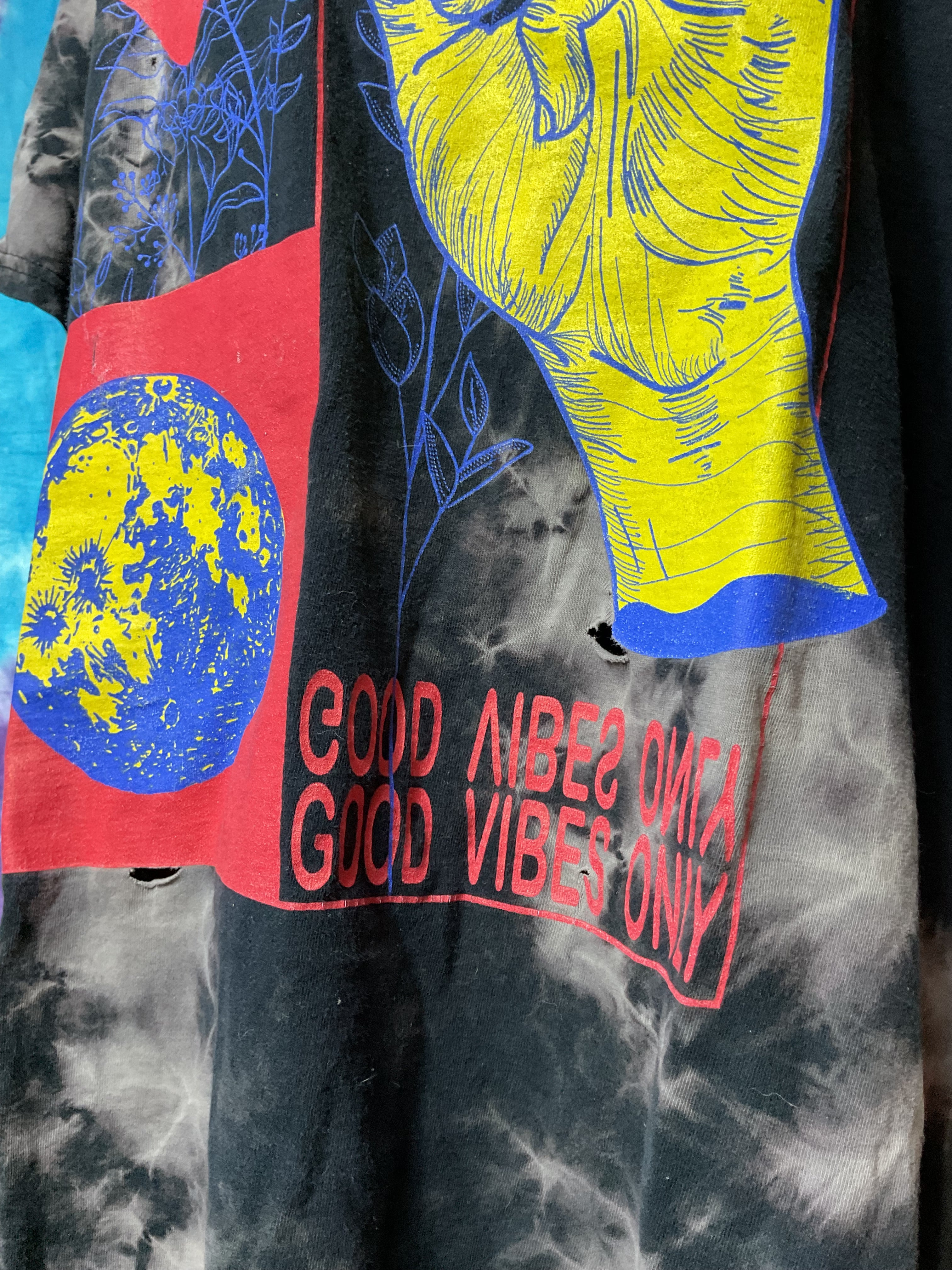 Chemistry Find Balance Tie Dye Skull T-Shirt Good Vibes XL