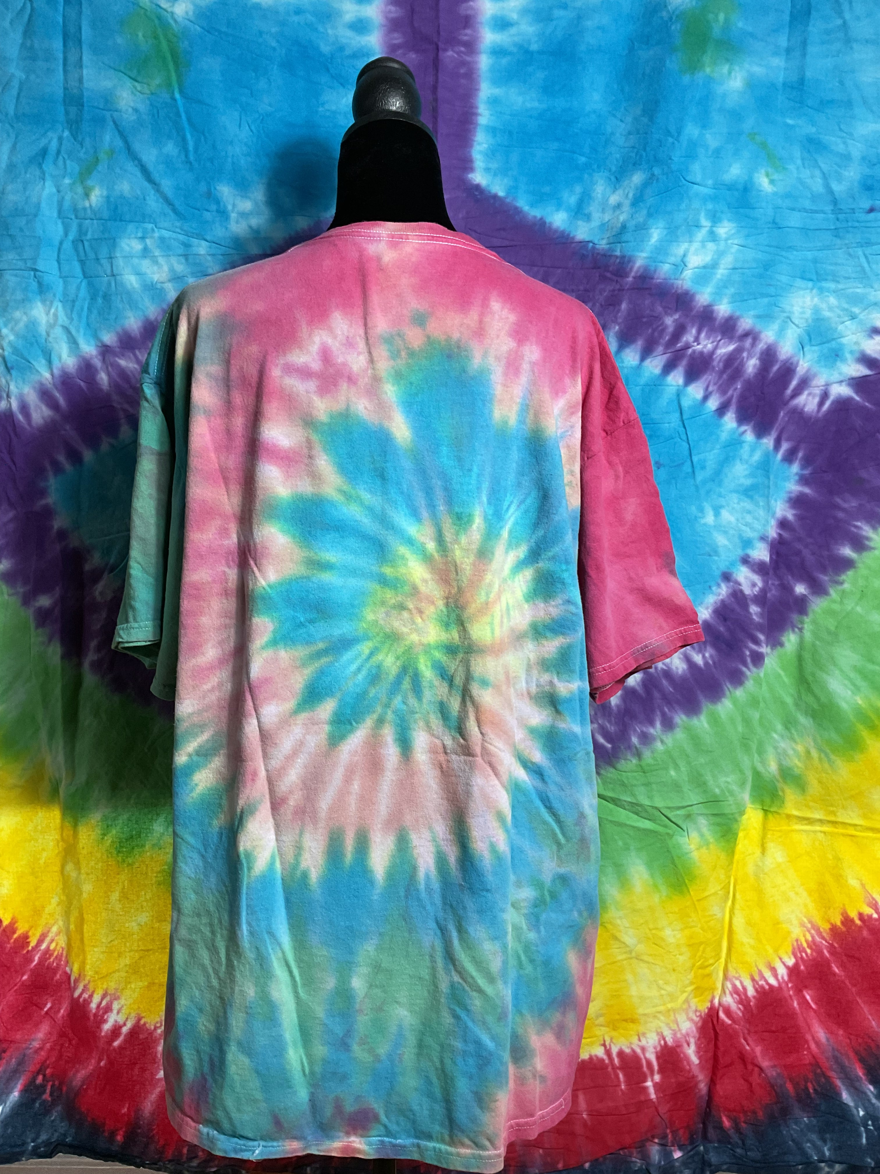Primitive Skateboard One Love Tie Dye Shirt Cannabis Peace XL