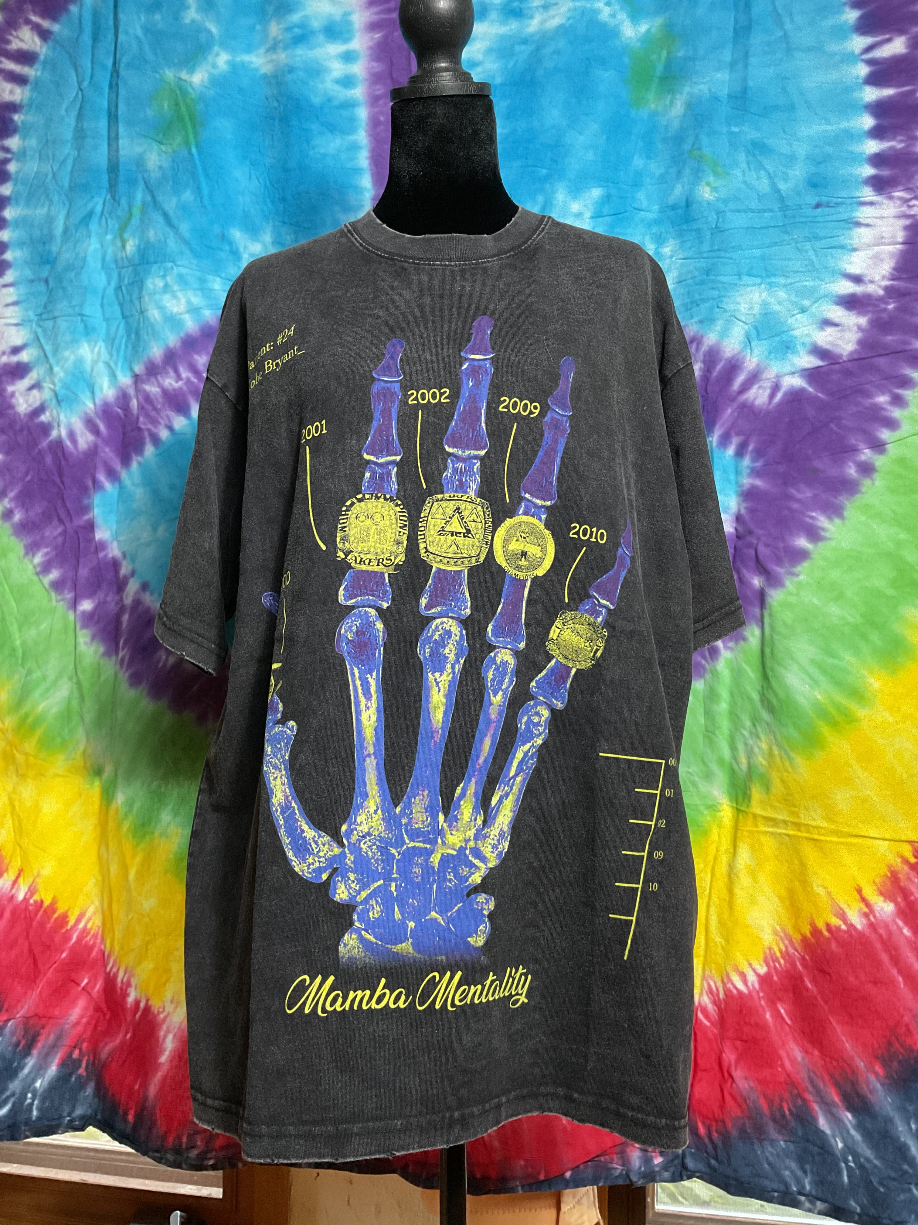Kobe Bryant Mamba Mentality Vintage Style Tee Medium