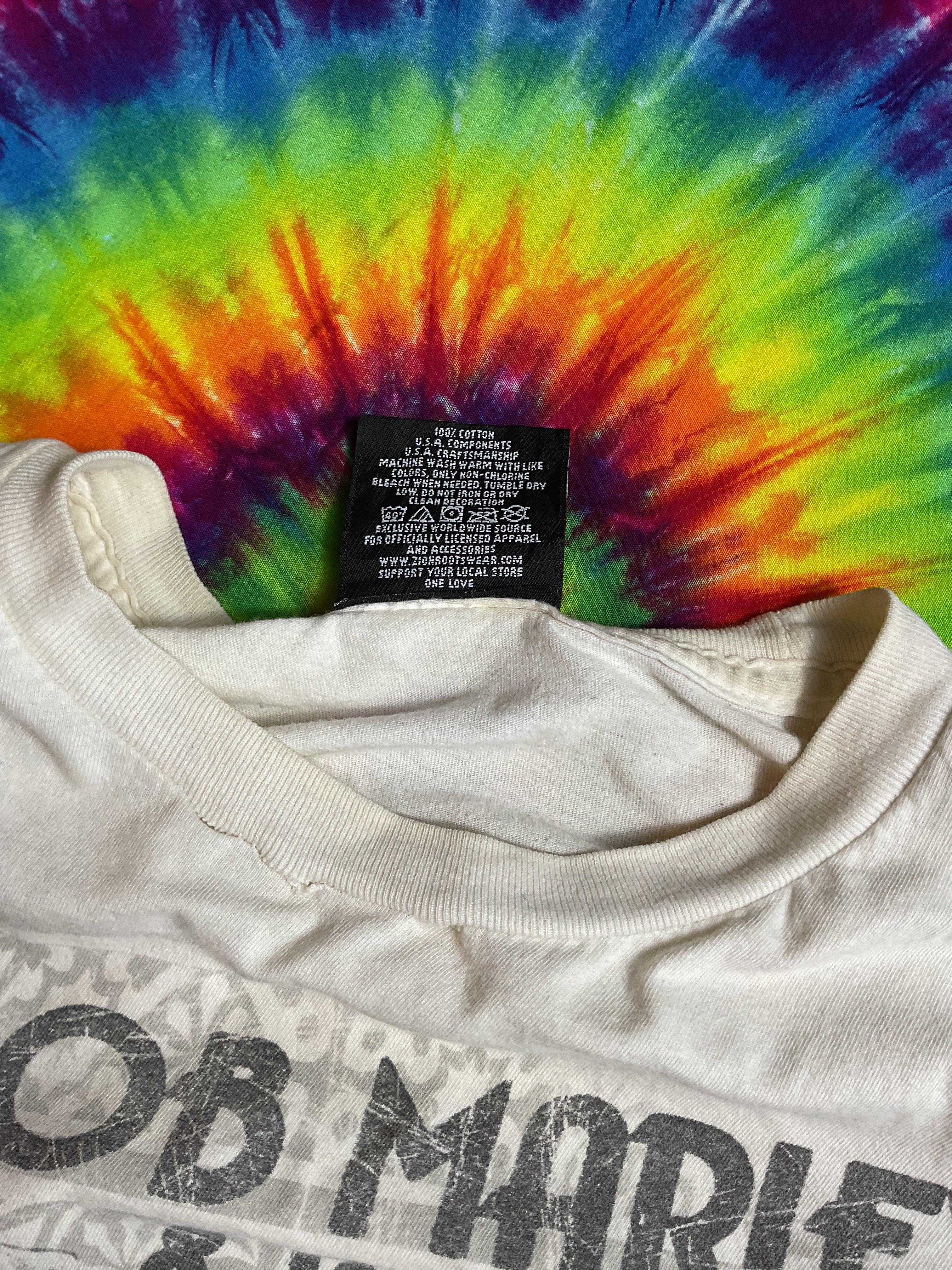 Bob Marley Exodus Europe 1977 Graphic T-Shirt Zion Rootswear L