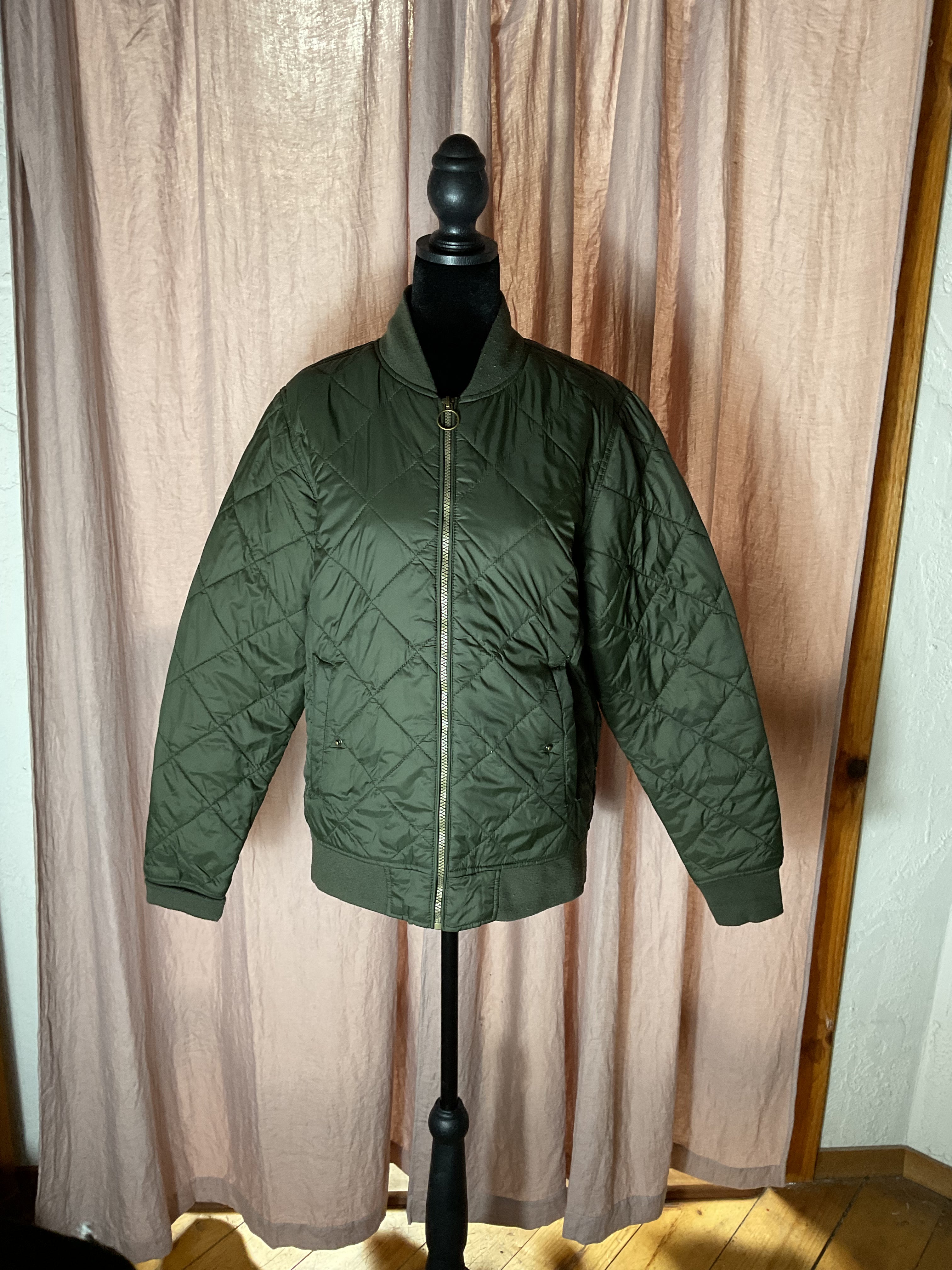 St. John's Bay Men's Olive Green Quilted Bomber Jacket Small