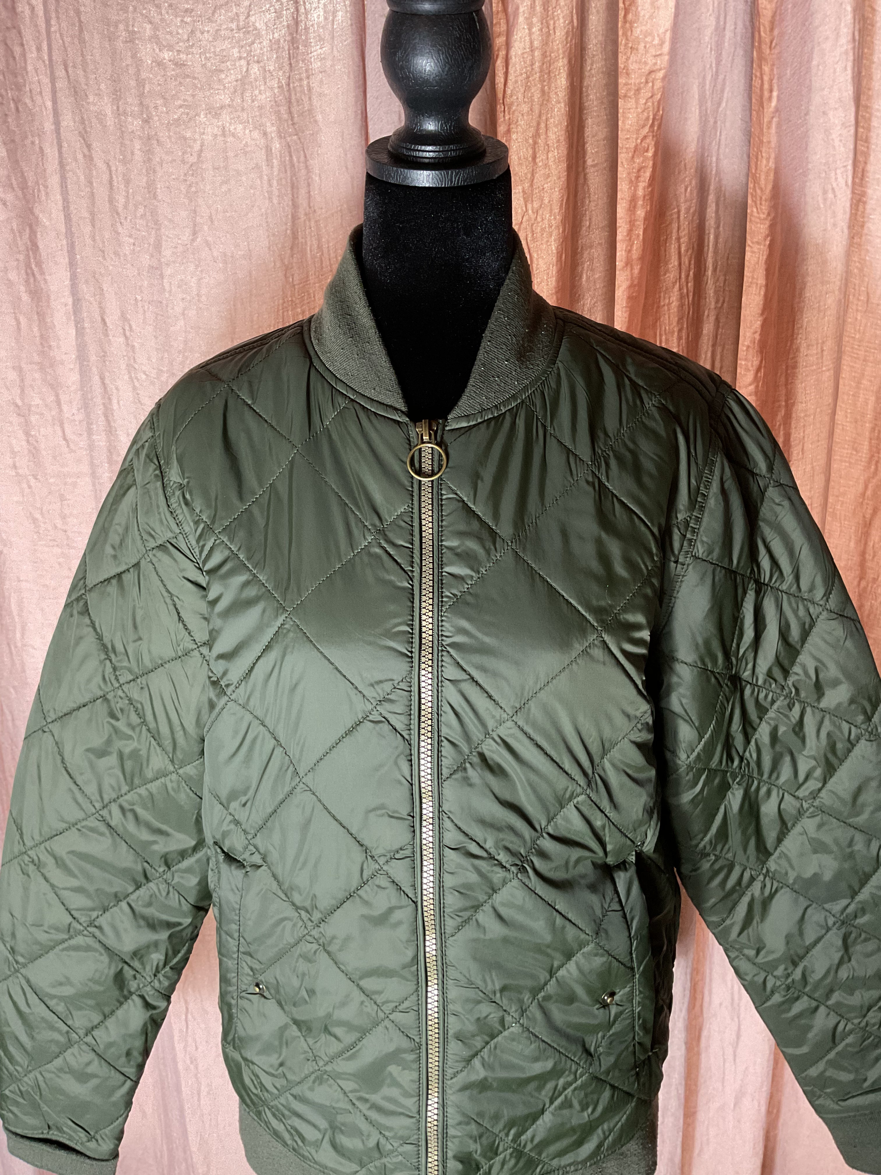 St. John's Bay Men's Olive Green Quilted Bomber Jacket Small