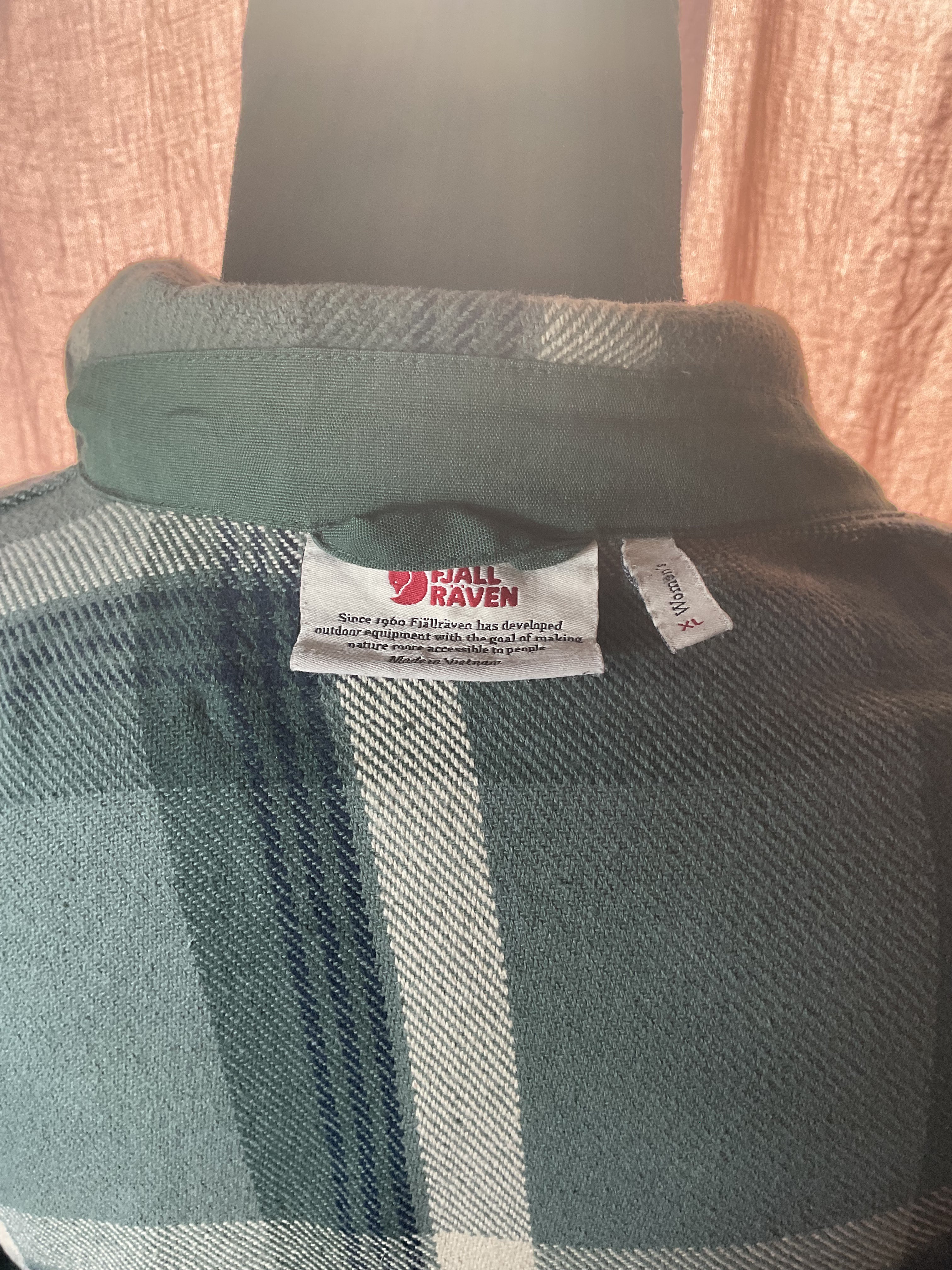 Fjallraven Canada Shirt Women's XL Green Plaid Wool Blend Shacket