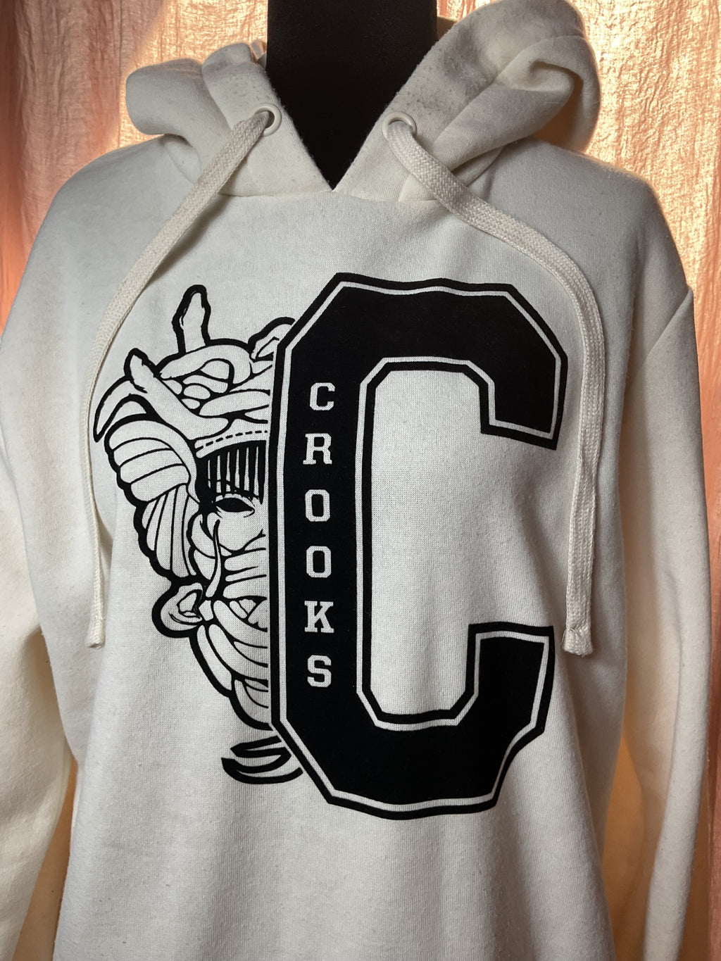 Crooks & Castles Medusa Logo White Graphic Hoodie Medium