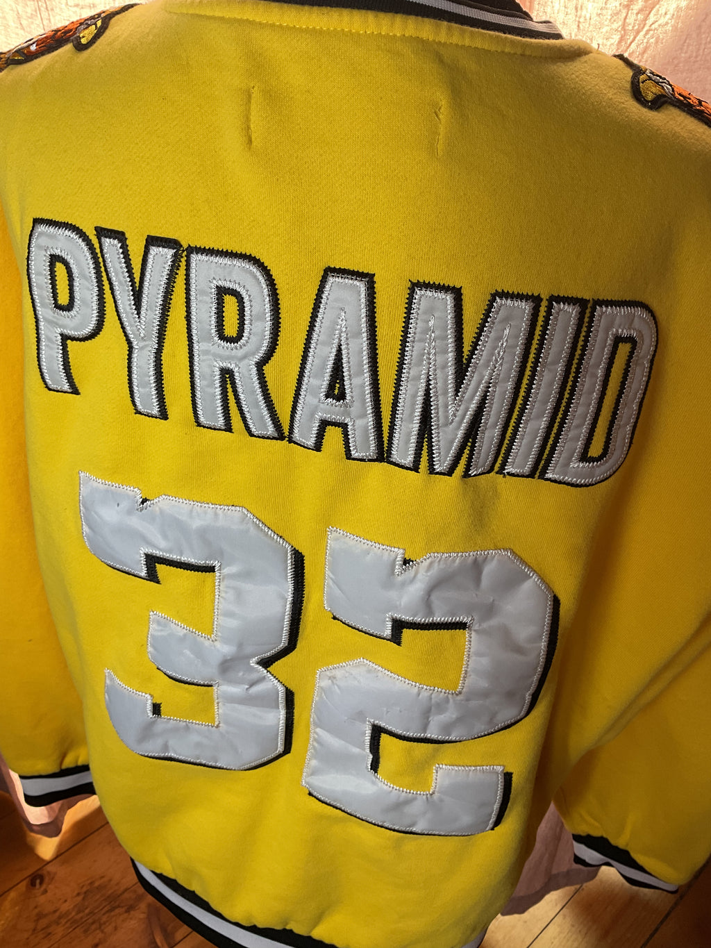 Black Pyramid by Chris Brown Yellow Tiger Patch Crewneck XL