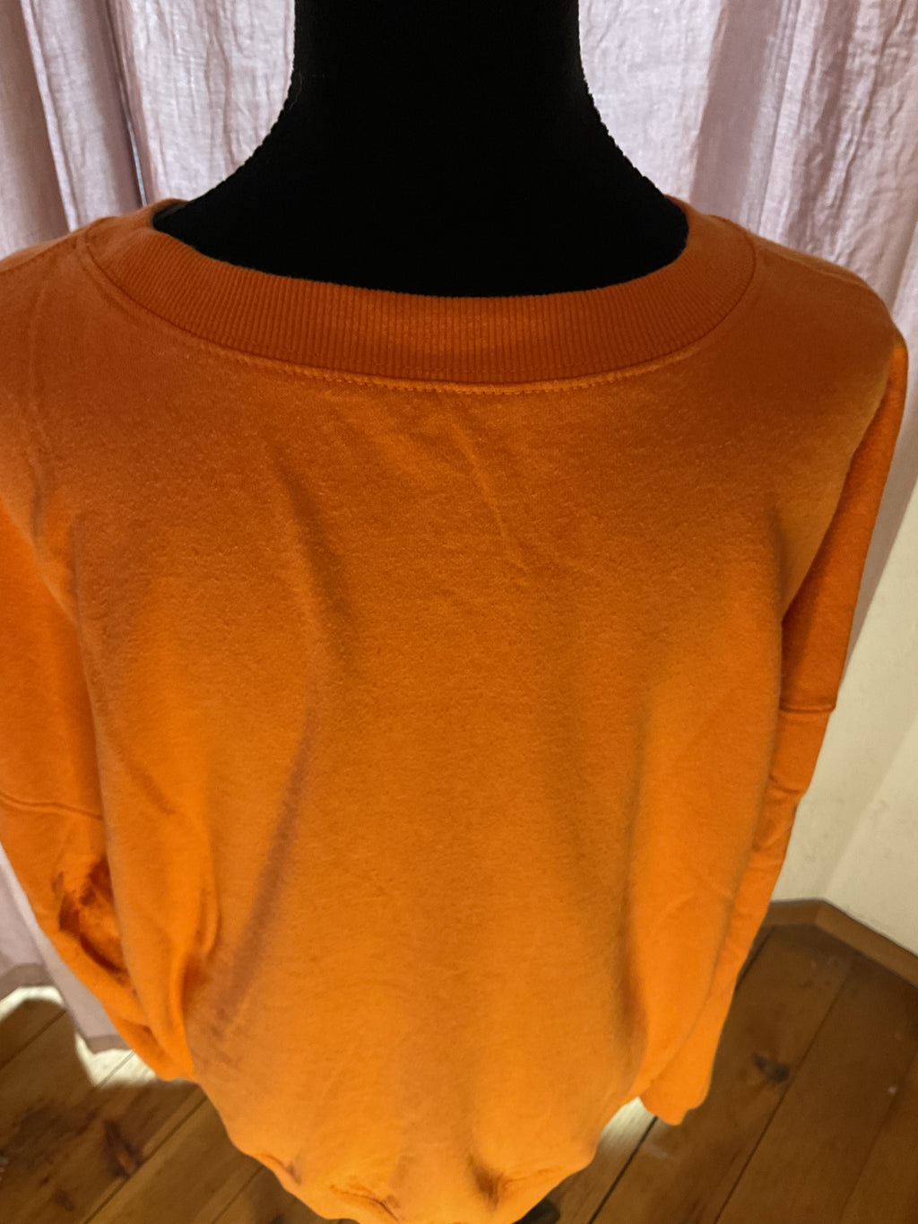 Peanuts Gang Character Graphic Crewneck - Orange 2X