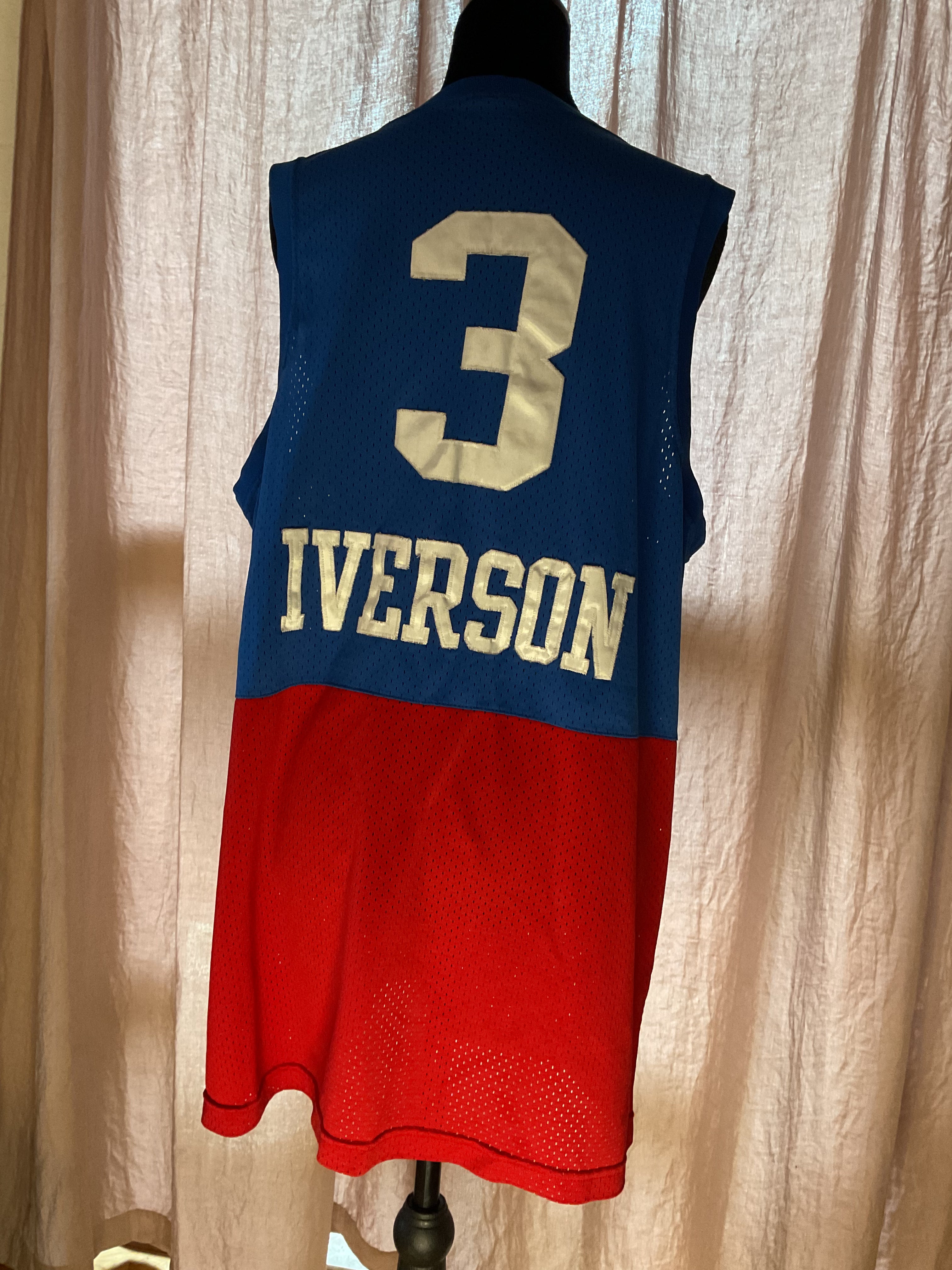 Nike Allen Iverson 76ers Stitched Satin Swingman Jersey Blue L