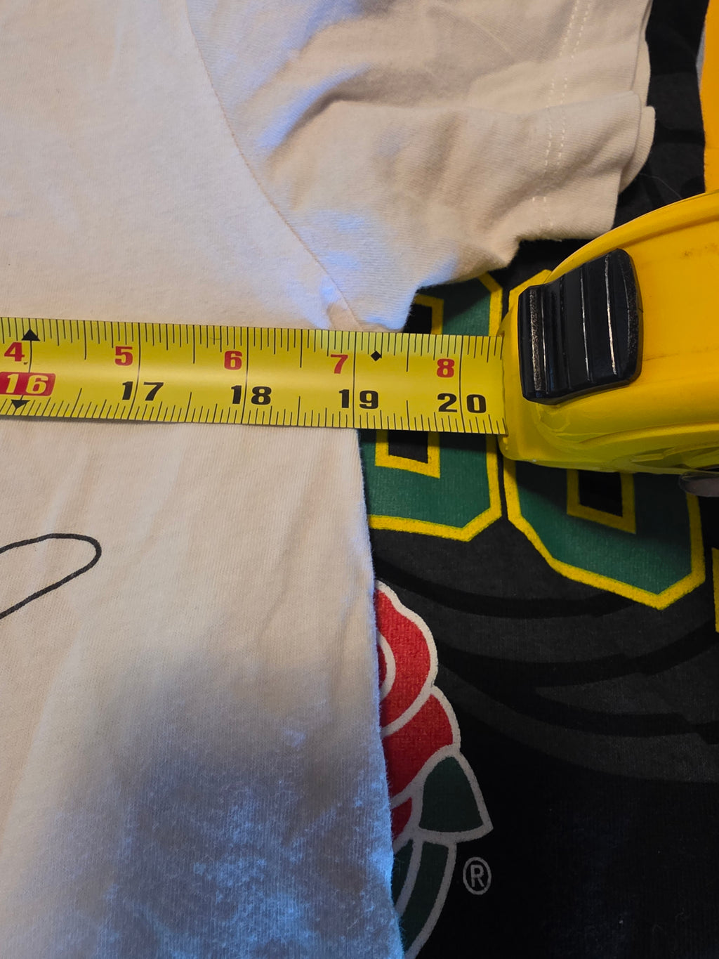 Y2K Vintage Looney Tunes Bugs & Taz Hip Hop Double Sided Tee L