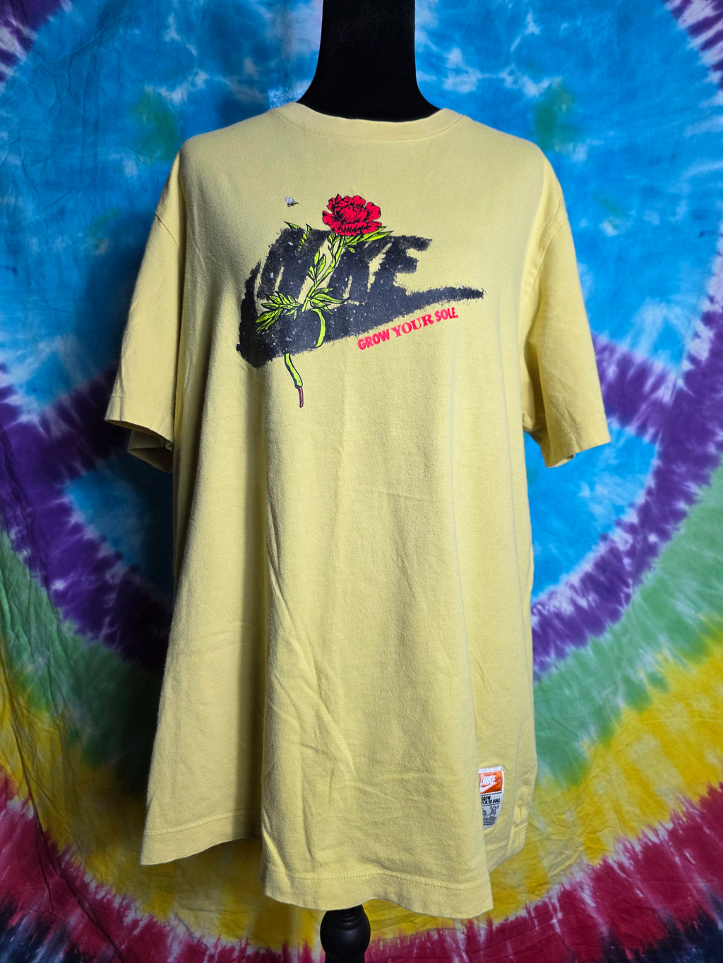Nike "Grow Your Sole" Rose Graphic T-Shirt Yellow Men's L