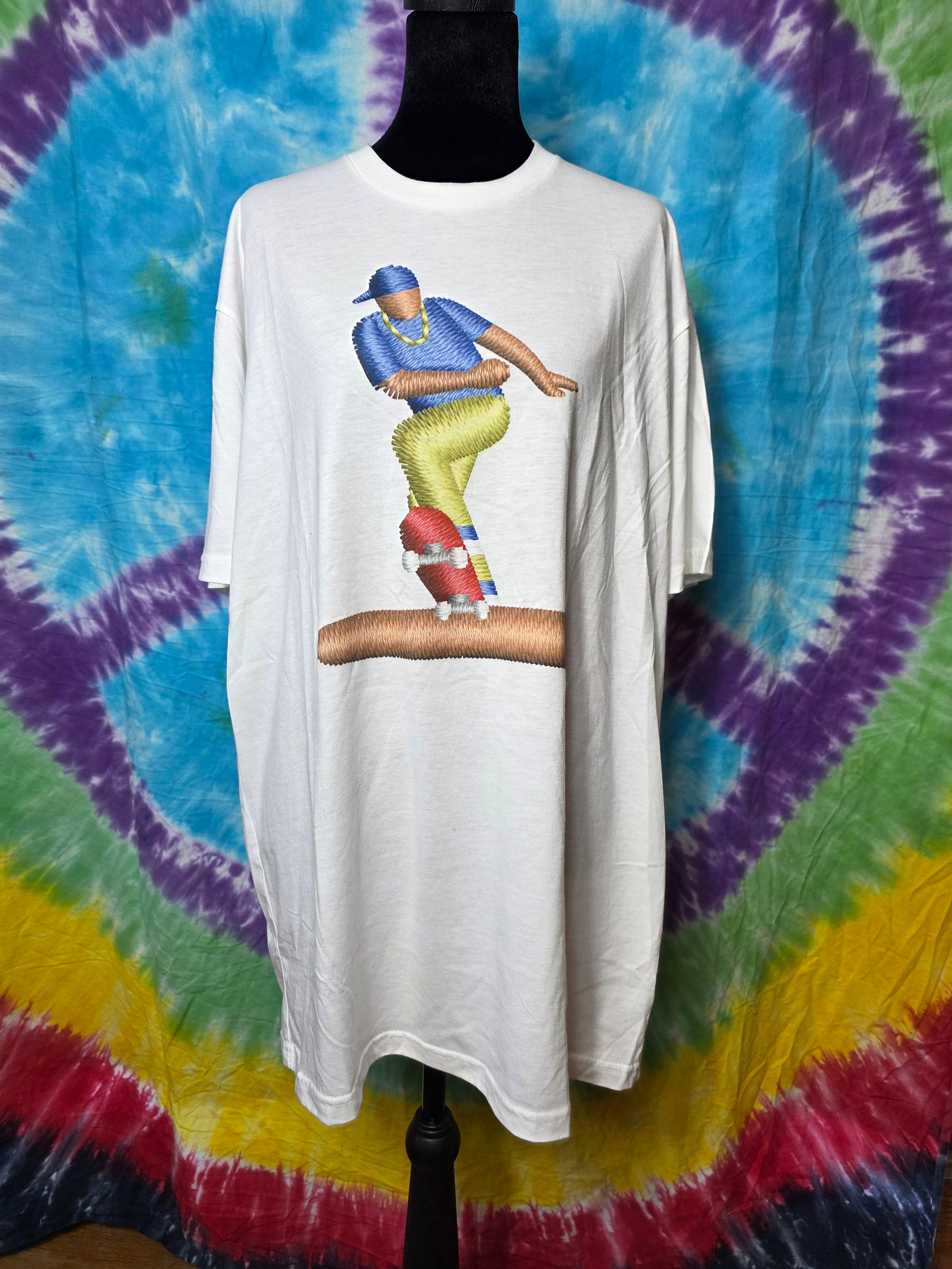 Everybody Skates Skateboarder Graphic Tee XL