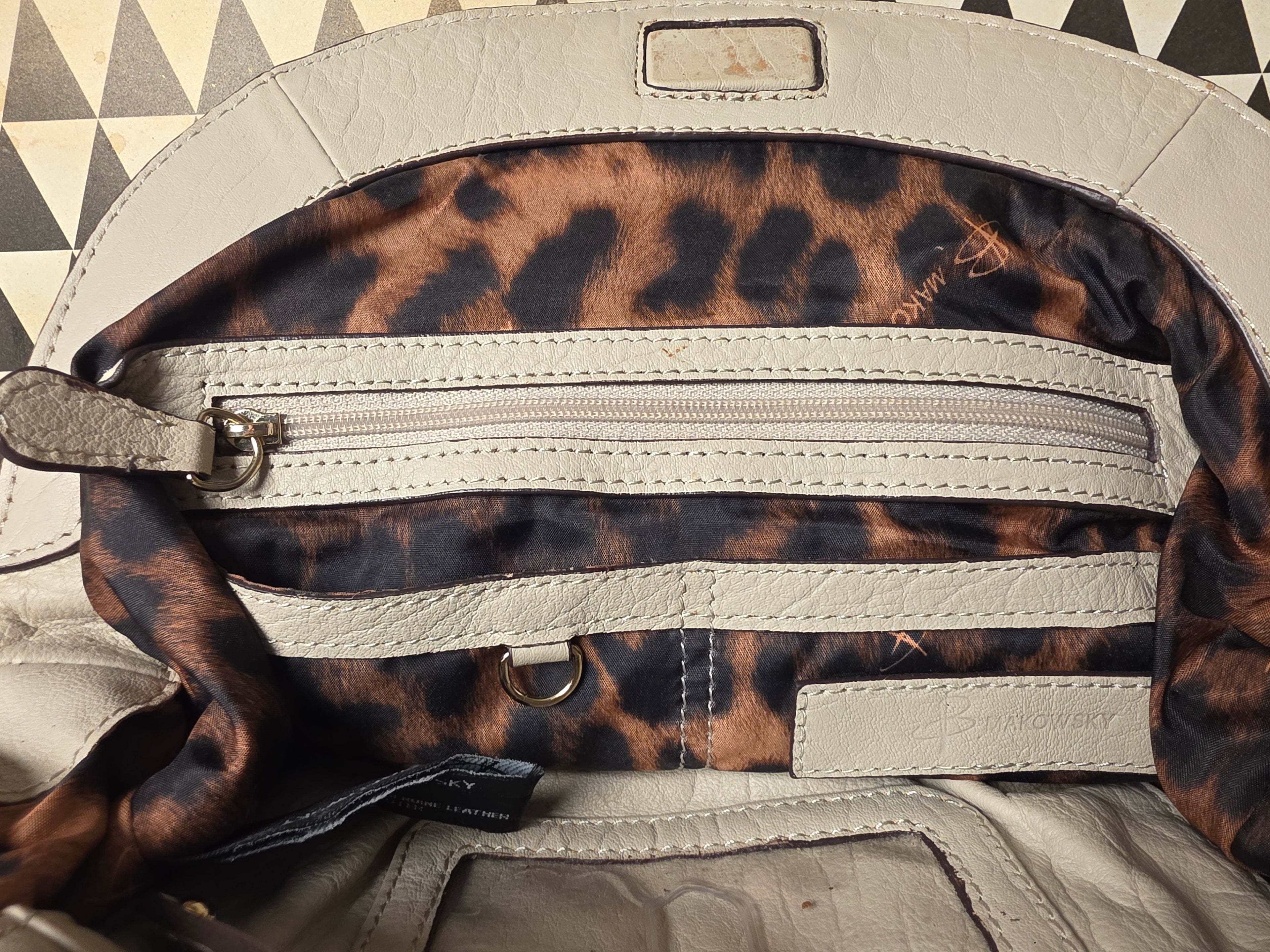 B. Makowsky Off White Leather Shoulder Bag Fringe Leopard