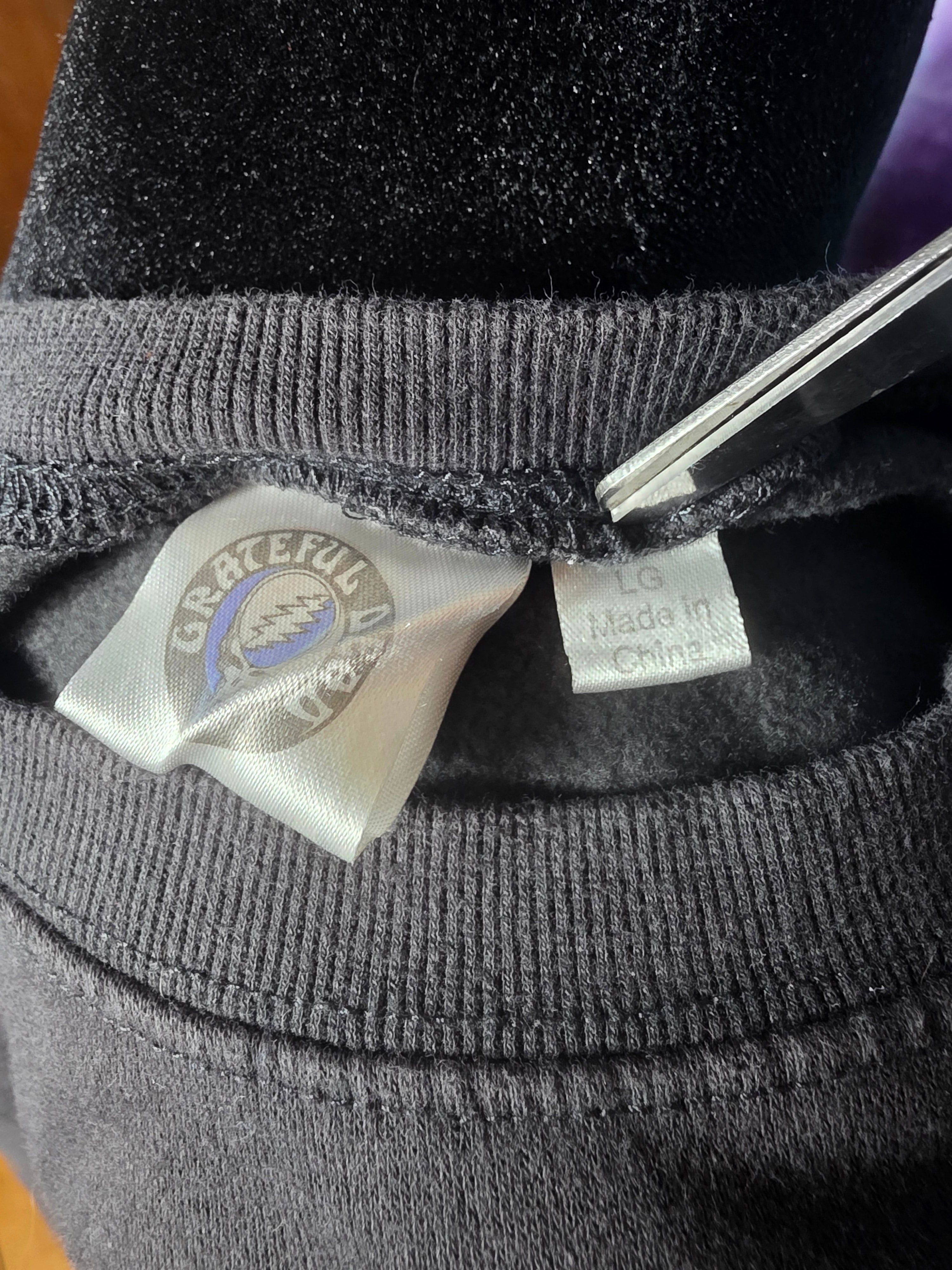 Vintage 2021 Grateful Dead Skeleton Roses Crewneck Sweatshirt L