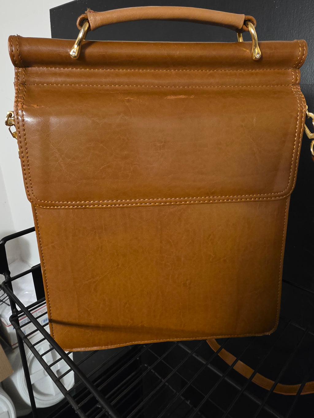 Vintage Belle Rose Warm Tan Leather Crest Crossbody Bag Briefcase