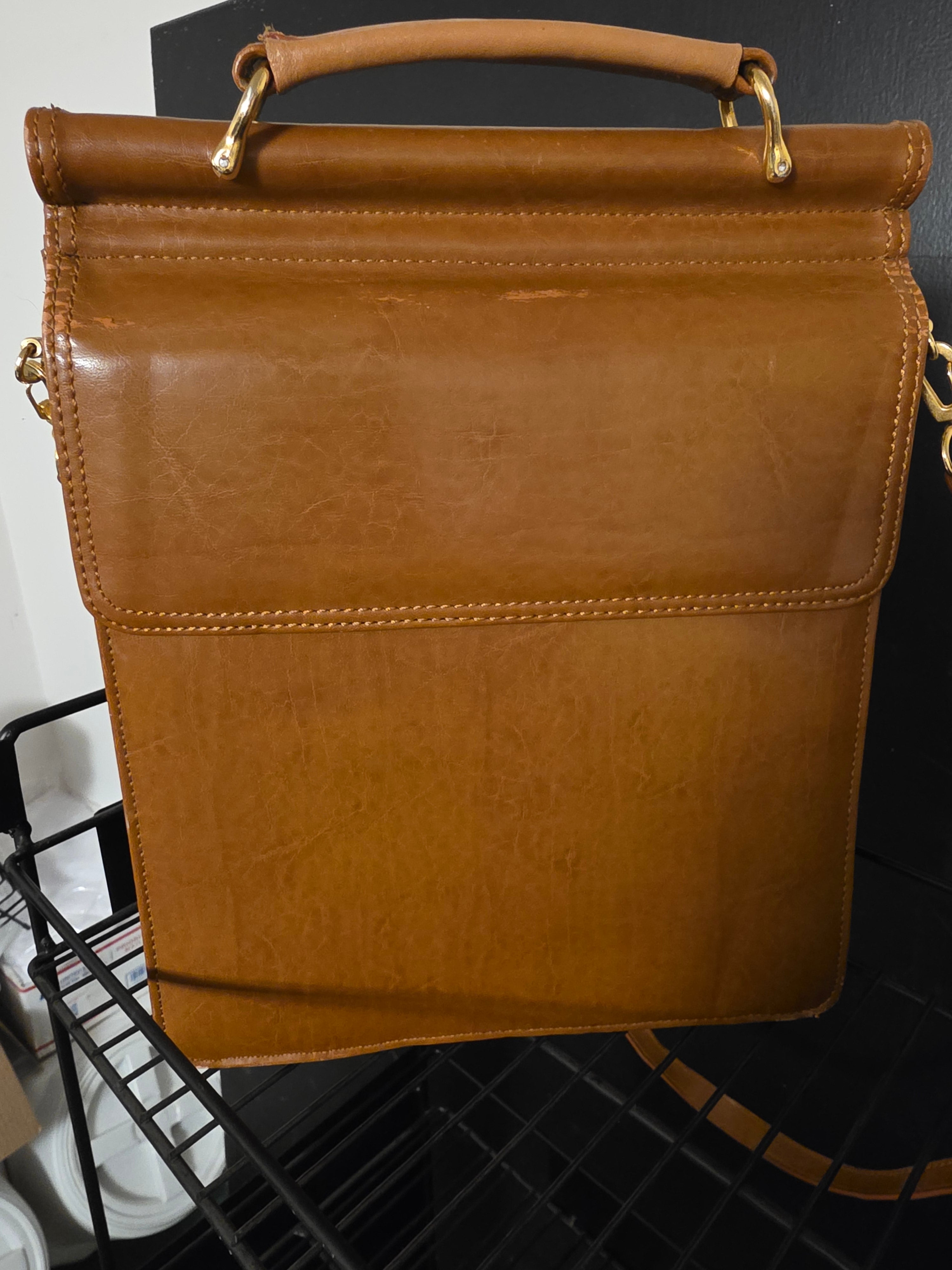 Vintage Belle Rose Warm Tan Leather Crest Crossbody Bag Briefcase