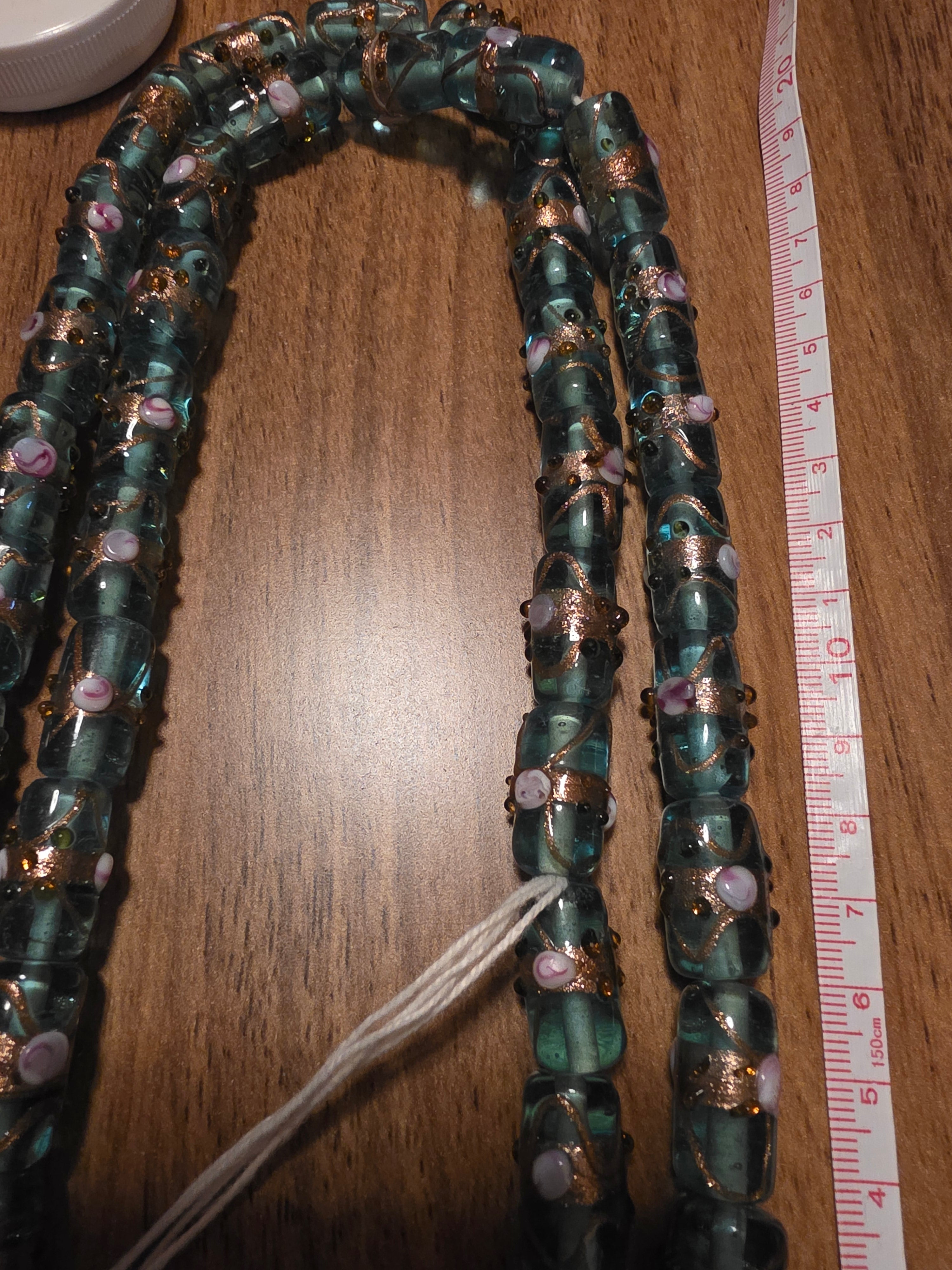 Vintage Venetian Murano Glass Fiorato Wedding Cake Bead Strand
