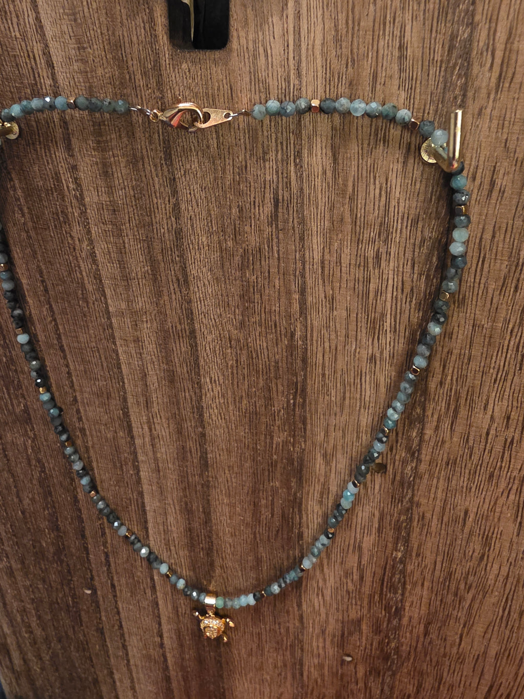 Handmade Faceted Emerald & Gold Rhinestone Turtle Necklace 17"