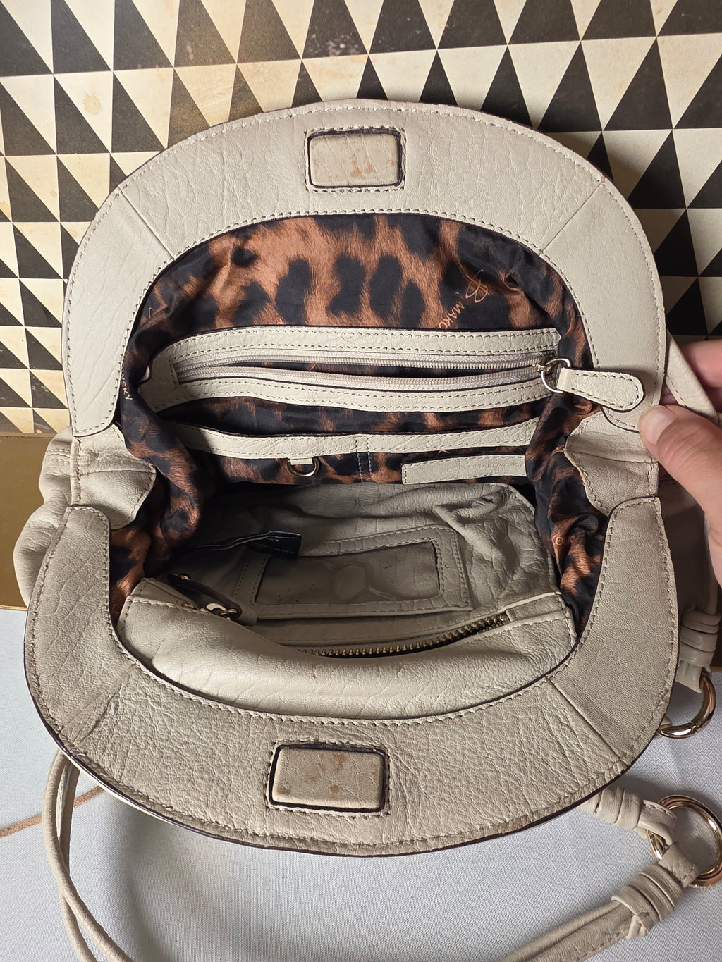 B. Makowsky Off White Leather Shoulder Bag Fringe Leopard