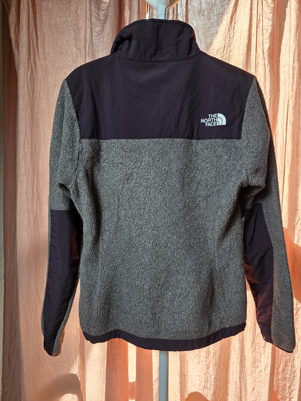 The North Face Denali Fleece Jacket Women's XS Grey & Deep Purple
