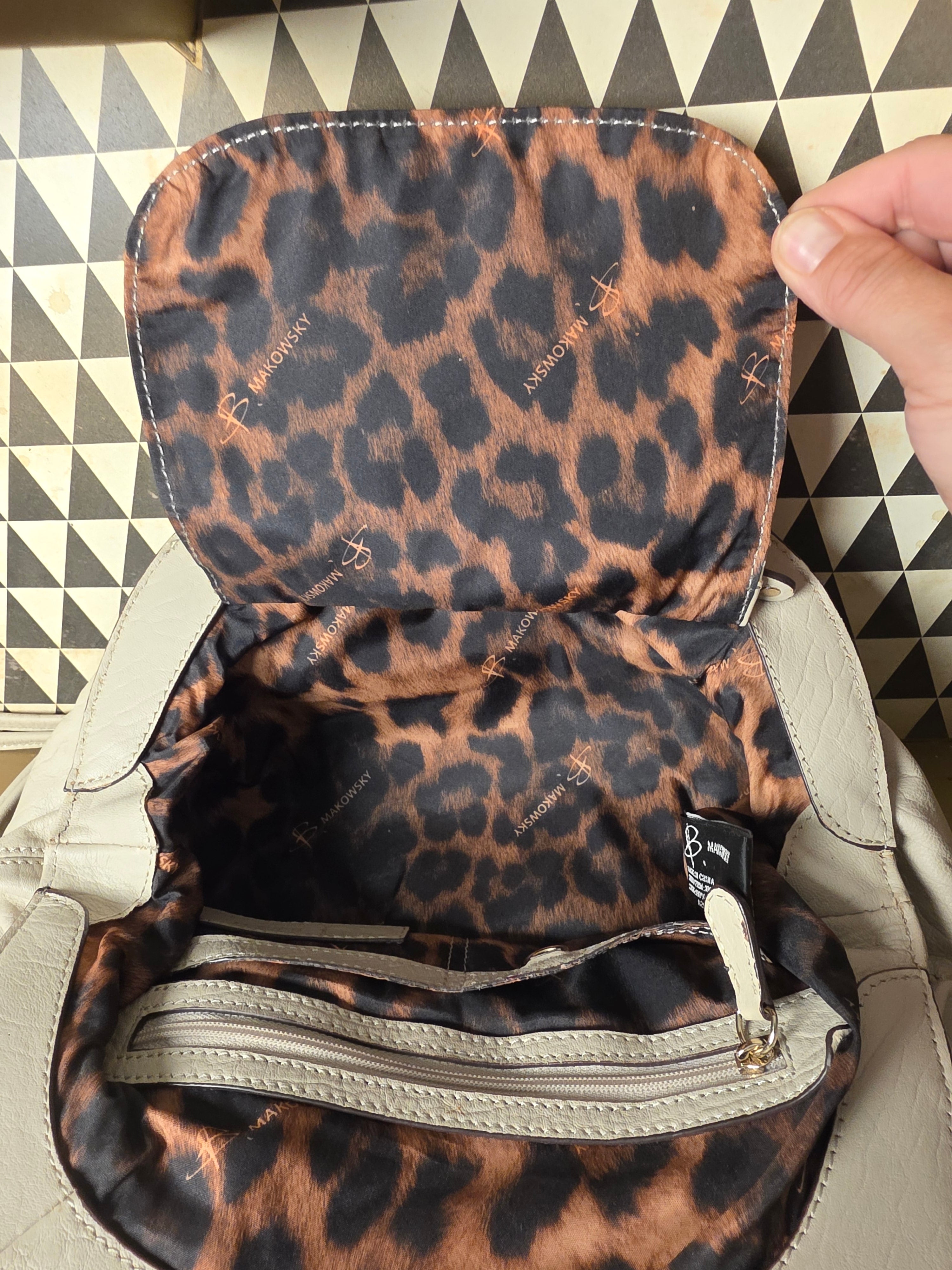 B. Makowsky Off White Leather Shoulder Bag Fringe Leopard