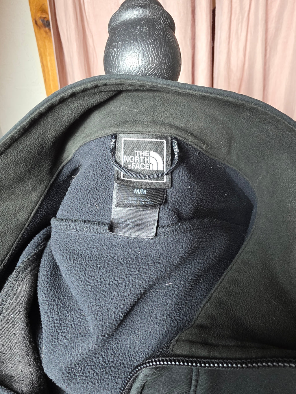 The North Face Men’s Medium Apex Bionic Black Softshell Jacket
