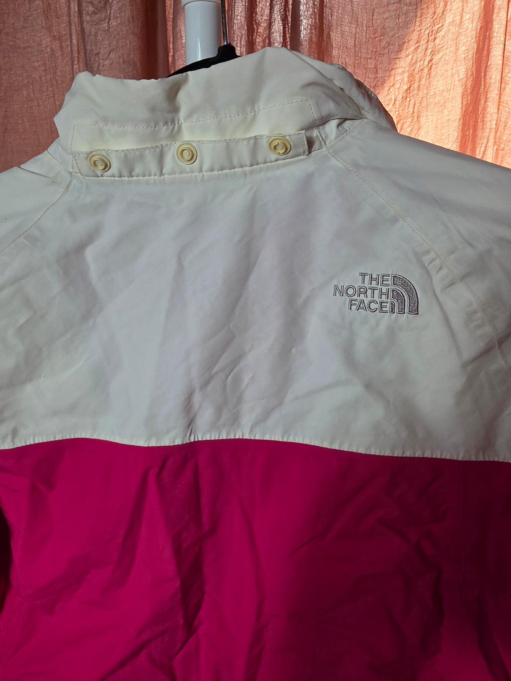 The North Face HyVent Ski Jacket Girl’s L 14/16 Pink White Black
