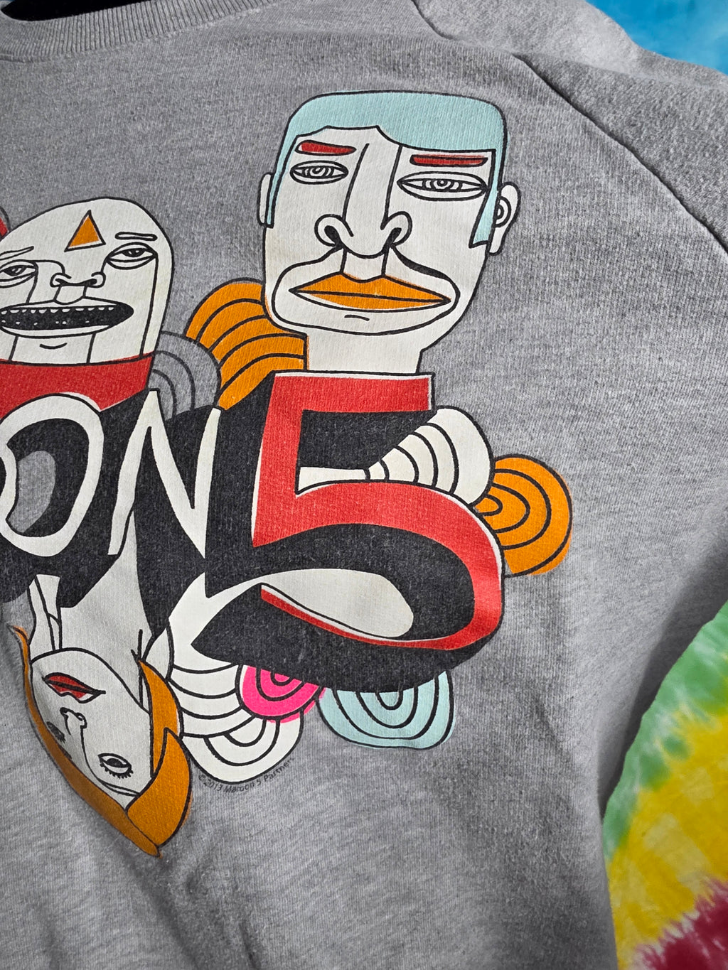 Maroon 5 2013 Overexposed Tour Graphic Sweatshirt Medium Gray
