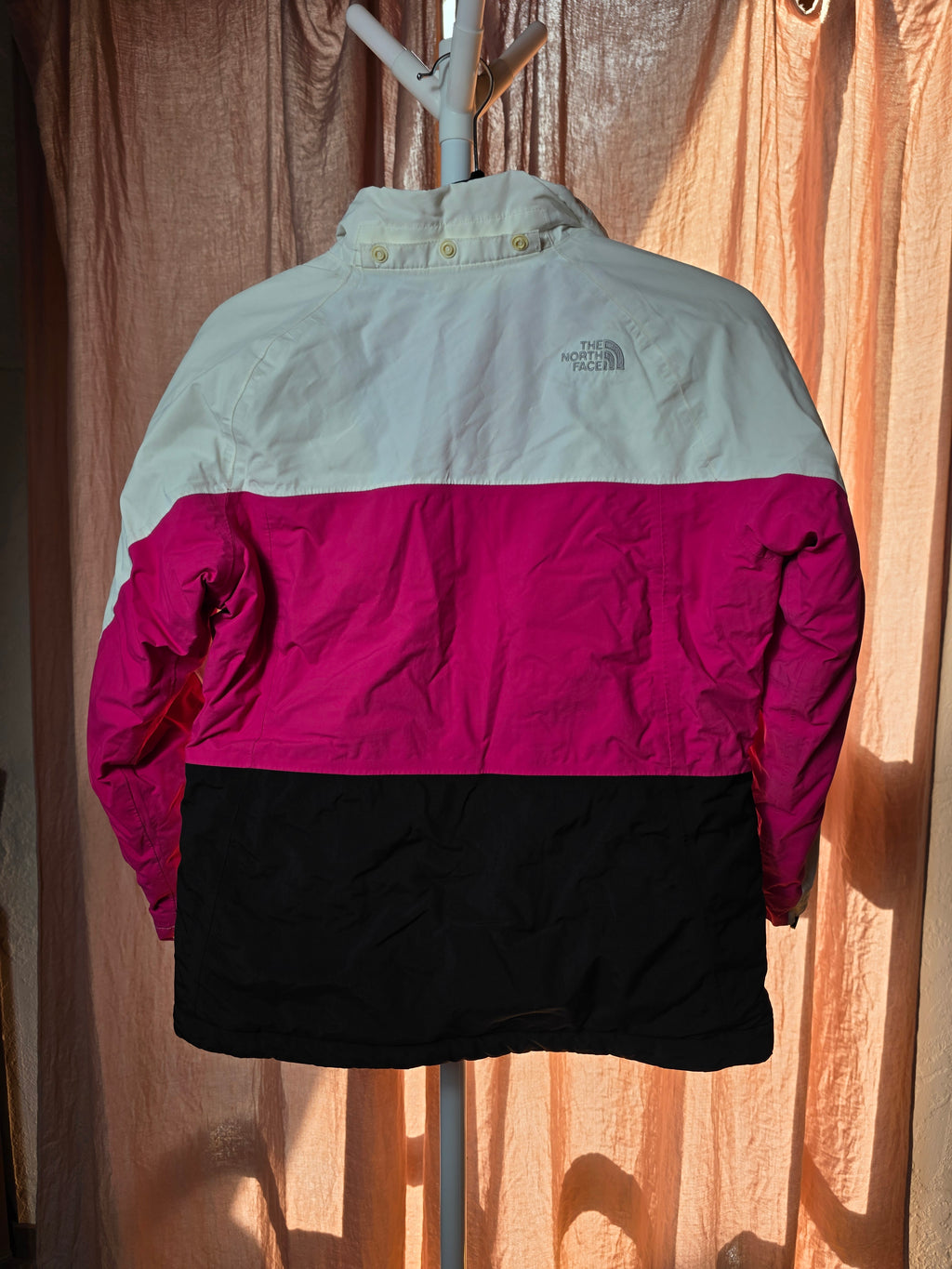 The North Face HyVent Ski Jacket Girl’s L 14/16 Pink White Black
